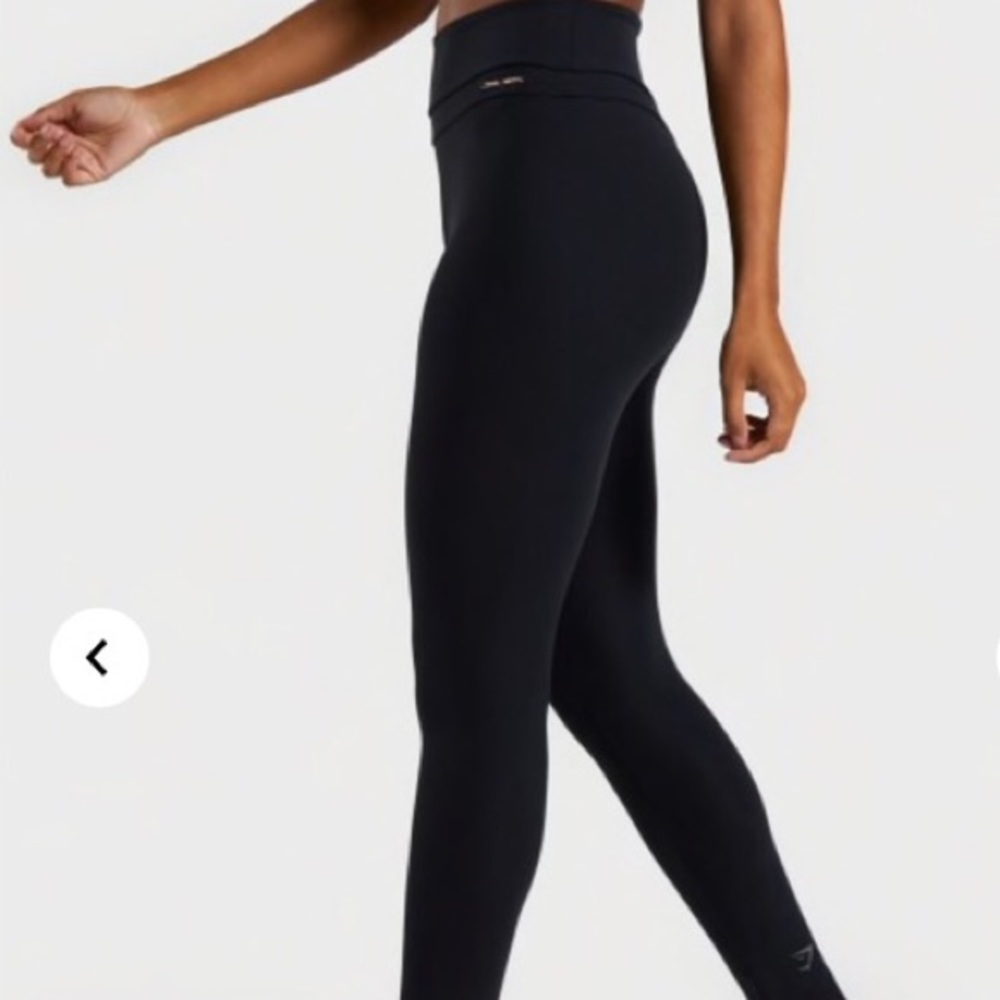 Whitney Simmons x Gymshark black leggings